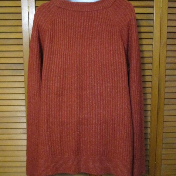 Vero Moda lightweight sweater rust/pumpkin color stretchy & soft size L - Picture 7 of 10